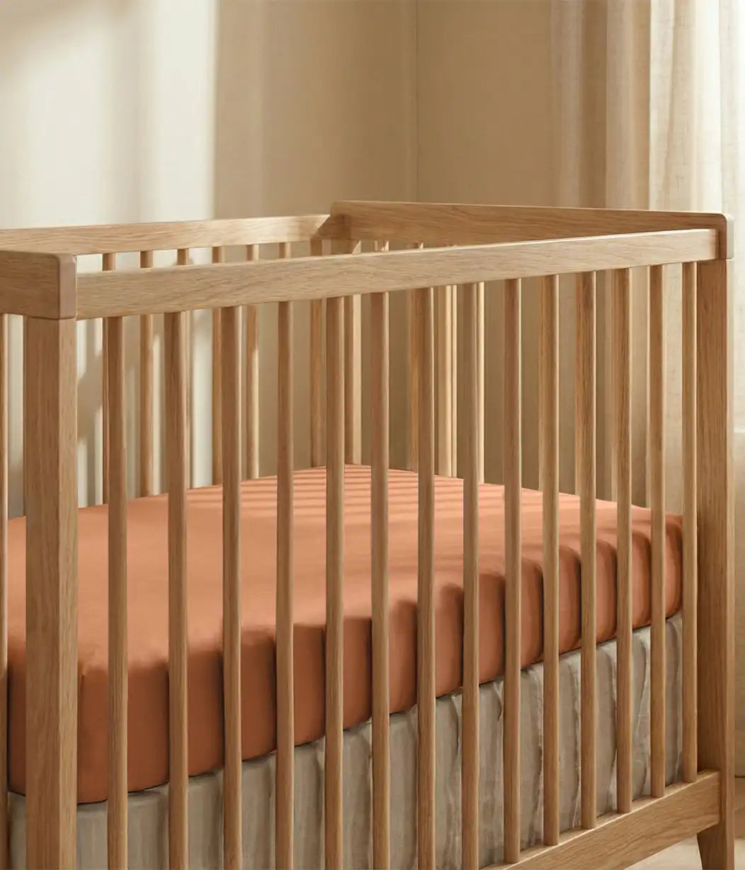 HushDry™ 2-in-1 Waterproof Fitted Crib Sheet Viscose from Bamboo Hazel