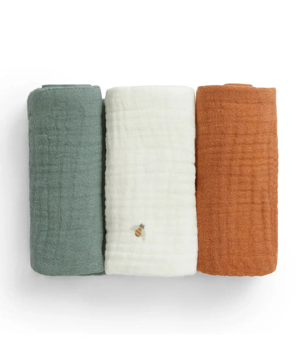 Baby Bath Bundle | Hooded Towel, Wash Cloth | Sage Bees | Cream Bees