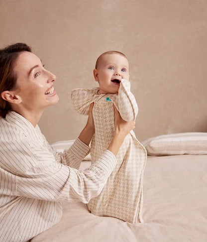 Newborn Gift Bundle | Swaddle Up, Towel, Wash Cloth | Houndstooth