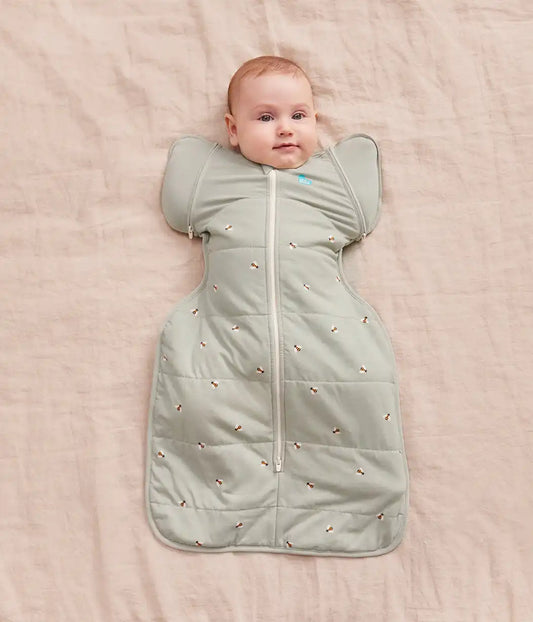 Swaddle Up™ 2-in-1 Transition Bag 2.5 TOG Cotton Olive Bees